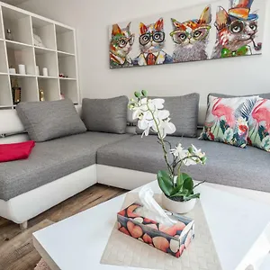 Apartment Moderne Souterrain-wohnung, Anif