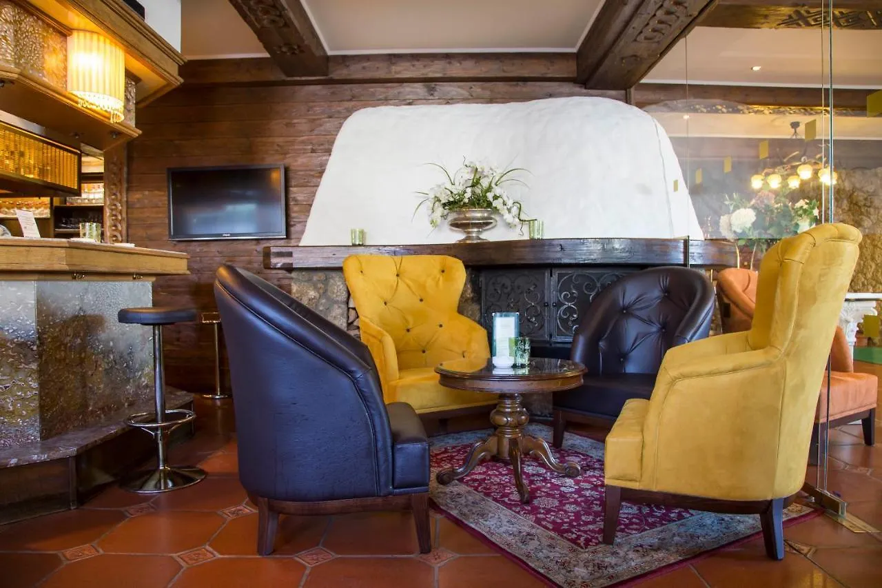 Hotel Hubertushof Anif