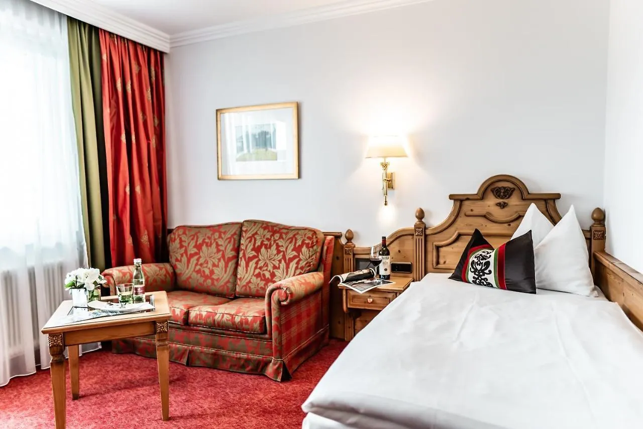 Hotel Hubertushof Anif