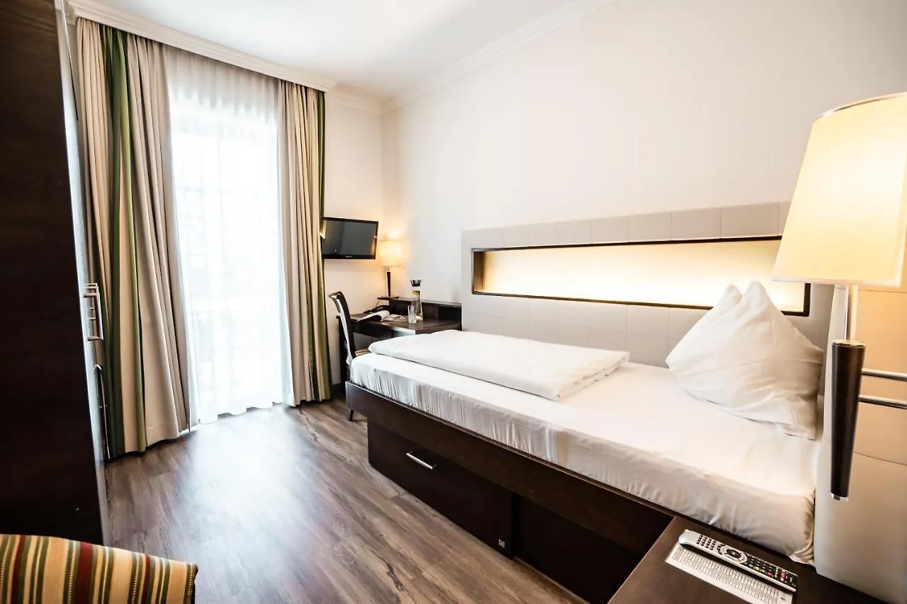Hotel Hubertushof Anif 4*,  Austria