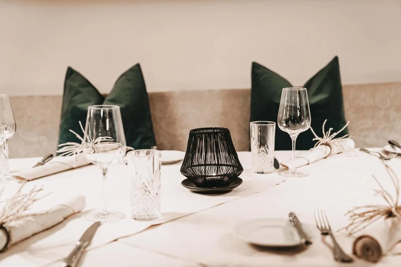 Hotel Hubertushof Anif Austria