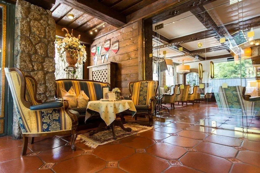 Hotel Hubertushof Anif